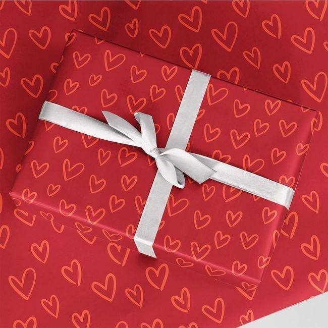 Papier d'emballage coeur 2,00 x 0,70 m - 1 pc. par 1,50 €