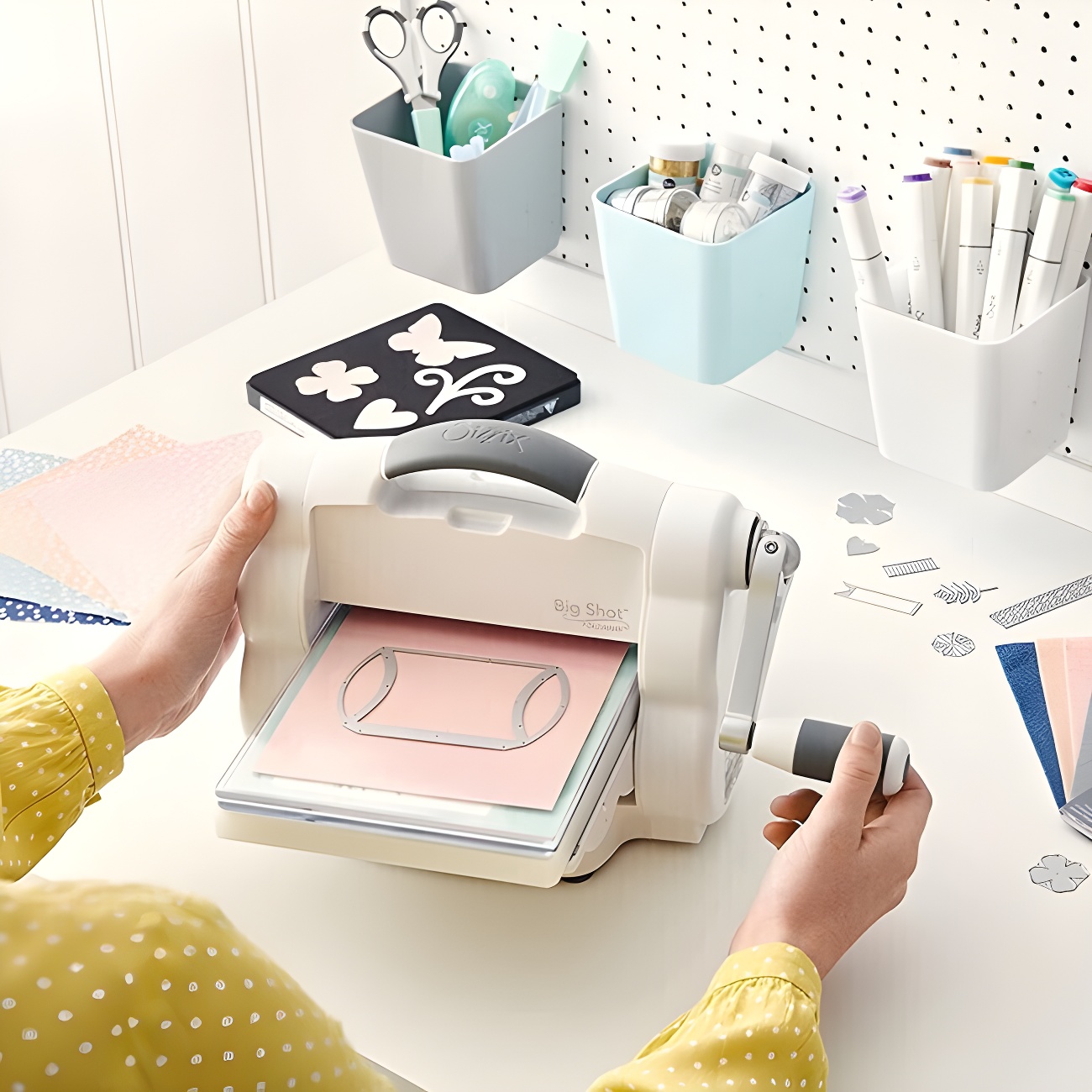 Machine De Découpe Et De Gaufrage Portable Par