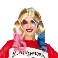 Perruque blonde Harley Supervillain avec des nattes roses et bleues