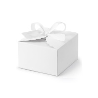 Boîte blanche avec ruban et bordure nuageuse de 8 cm - 10 pcs.