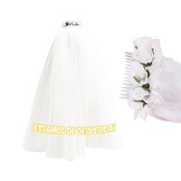 Voile de tulle blanc avec la phrase 