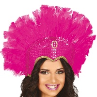 Coiffure de plumes rouges