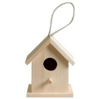 Maison d'oiseau en bois de taille moyenne