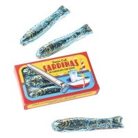 boîte de 24 g de sardines au chocolat au lait