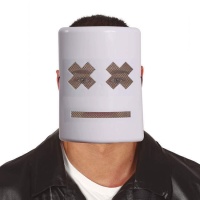 Masque blanc avec des croix