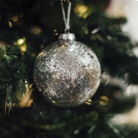 Boules de Noël argentées de 10 cm - 6 pcs.