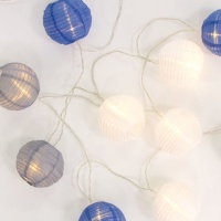 Guirlande avec lumières blanches et bleues à piles - 2,20 m