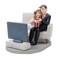 Figurine pour gâteau de mariage regardant la télévision 14 x 18 cm