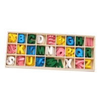 Boîte de lettres en bois colorées 21 cm - 130 pièces.