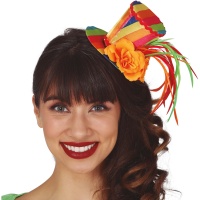 Mini chapeau multicolore avec fleur et plumes