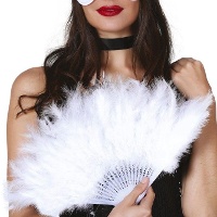 Éventail avec plumes