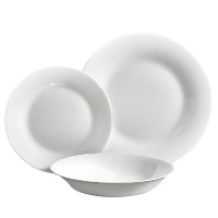 Vaisselle unie - 18 pièces